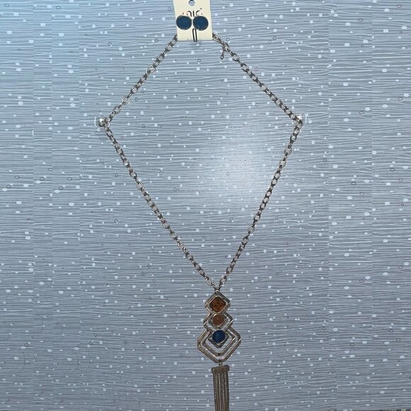 Mia 22” Pendant Necklace Tri Colored Gems & Earrings Gold Fringe - Picture 5 of 11